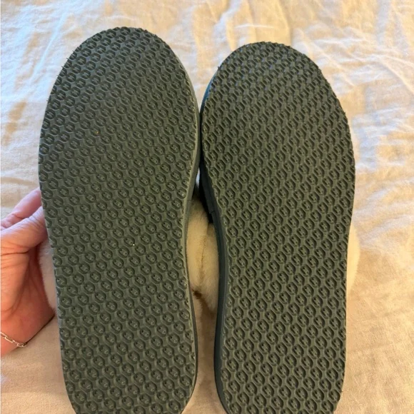 L.L. Bean Green Suede Slippers with Cream Fur - Picture 5 of 5